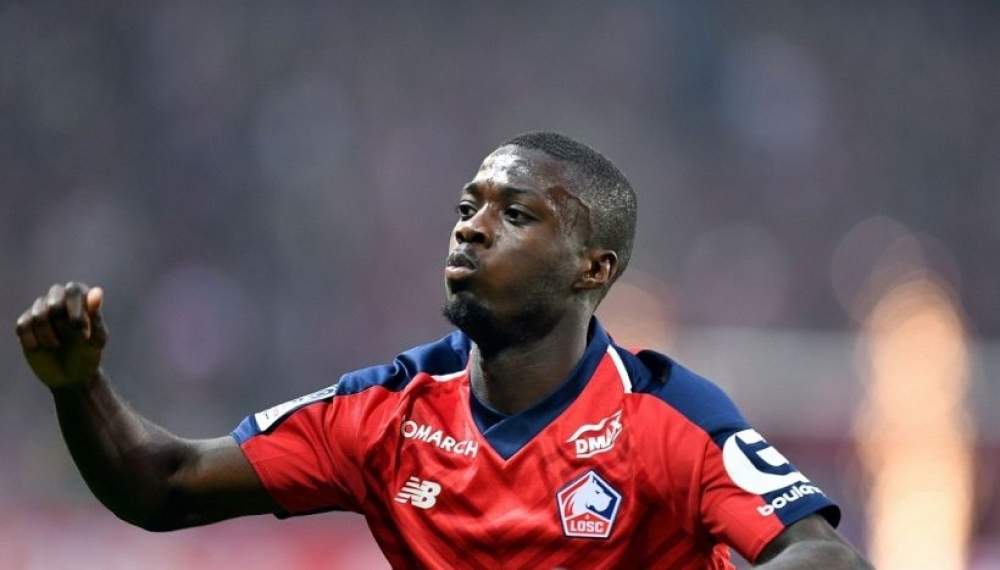 Napoli-Pépé, distanza su commissioni ed ingaggio