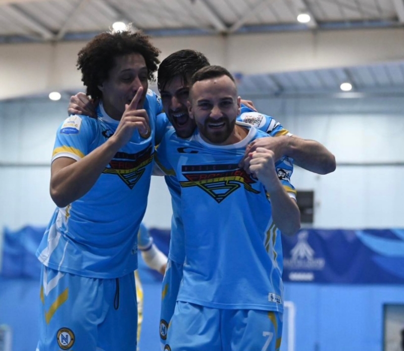 Napoli Futsal al Max: De Luca marchia l’ottava vittoria di fila in casa. Marìn: “Bravi e più precisi dopo il vantaggio”