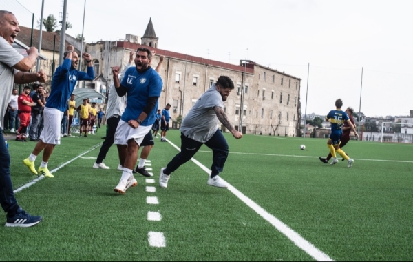 OTTAVA GIORNATA ECCELLENZA GIRONE A: NAPOLI UNITED-ACERRANA 5-4! RISULTATO PIROTECNICO E SESTA VITTORIA CONSECUTIVA PER I LEONI