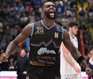 Guerri Napoli Basketball 98-86 Acqua S.Bernardo Cantù