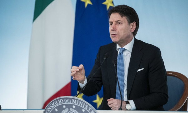 Conte annuncia: &quot;Entro questa settimana il piano per la ripartenza del 4 maggio&quot;