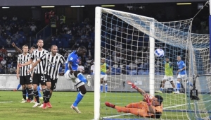 Napoli - Juventus, i precedenti: nel 2021 rimonta azzurra con Politano e Koulibaly