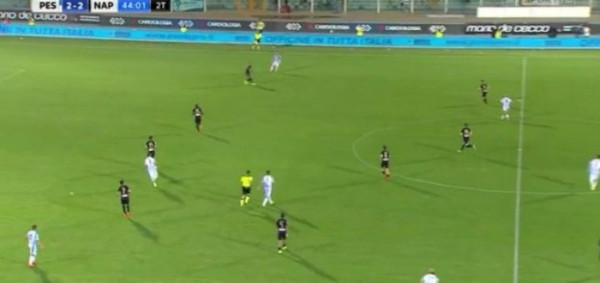 Pescara - Napoli 2 - 2: Mertens entra e firma la rimonta