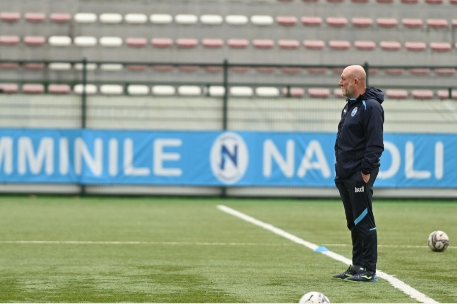 NAPOLI FEMMINILE - Domani a Formello contro la Lazio. Pistolesi: “Adesso reagiamo”