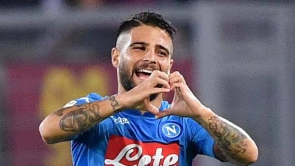 esterno della rete per Insigne