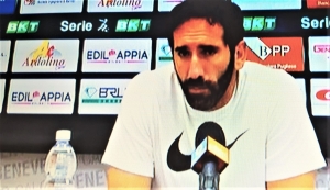 Benevento, l’allenatore Caserta: “La partita di Napoli non deve illuderci. Il Lecce sarà una delle protagoniste di questo campionato”
