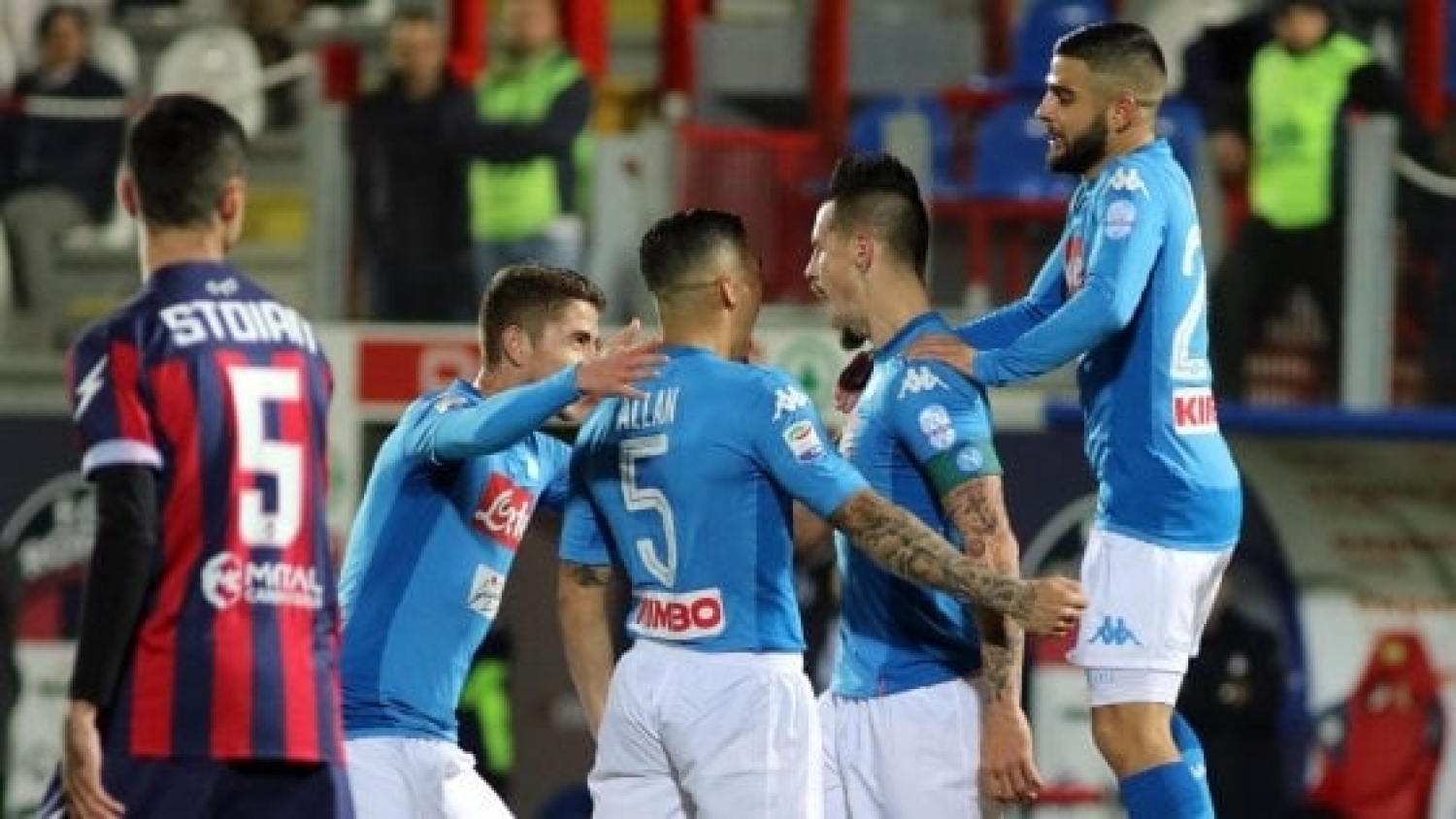 Crotone - Napoli, i precedenti: 3 vittorie azzurre su 4 allo "Scida"