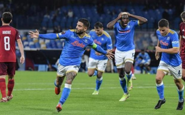 INSIGNE TRASCINA IL NAPOLI ALLA VITTORIA