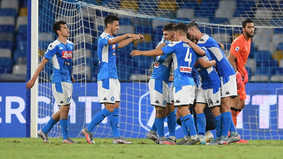 Napoli - Lazio, i precedenti: nel 2011 il 4 -3 griffato Matador Cavani