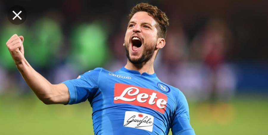 CdS - Cento gol per Mertens, bel gesto a fine gara dei compagni: il retroscena