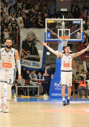 Napoli Basket torna al successo!