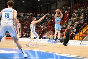 Gevi Napoli Basket-Nutribullett Treviso 84-82