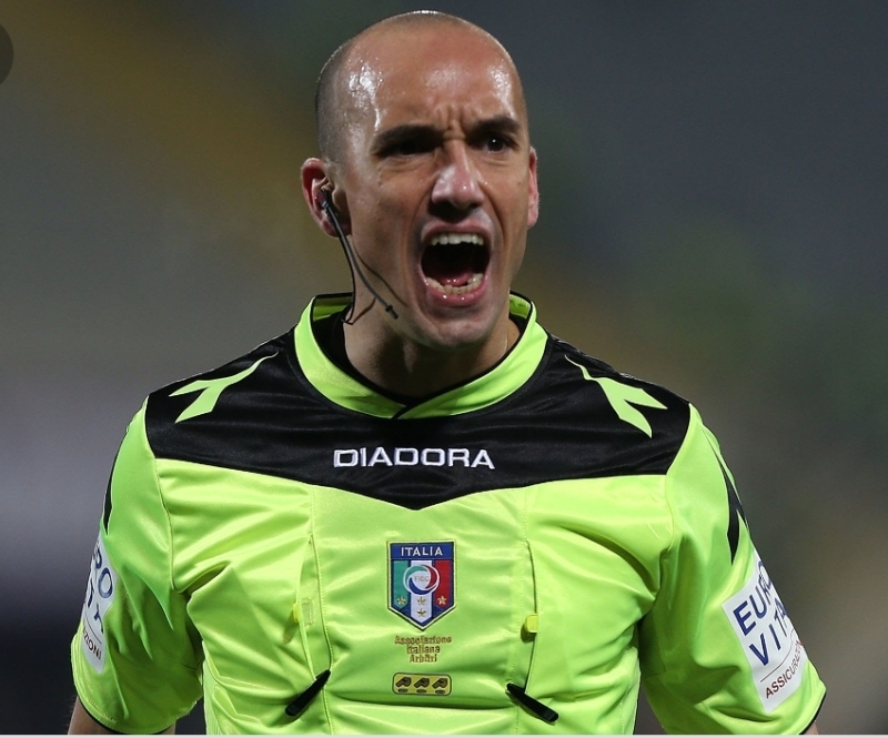 Sarà l&#039;arbitro Fabbri di Ravenna a dirigere Napoli-Genoa, 37esima giornata di Serie A.