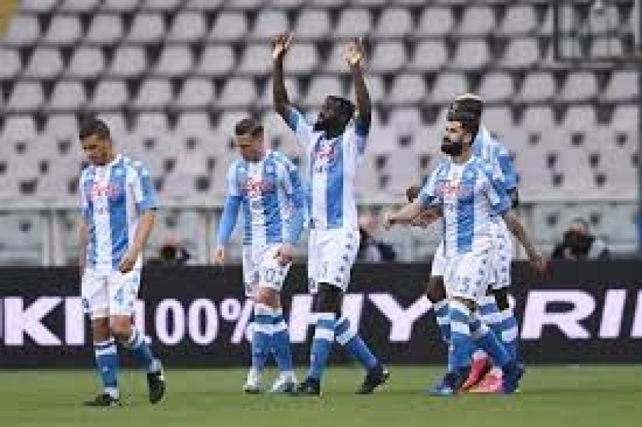IL NAPOLI DOMINA. TORO BATTUTO