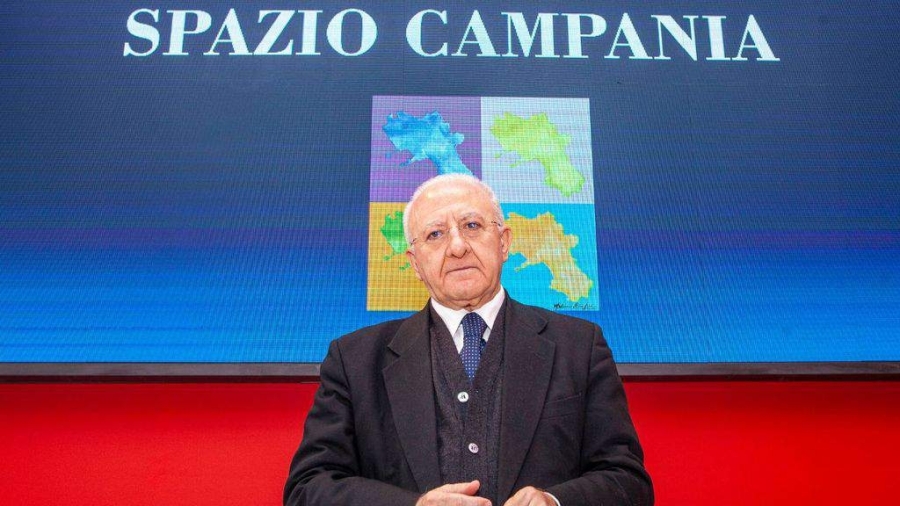 Sentite De Luca.....ho buttato il sangue per salvare la Regione Campania