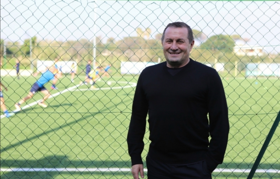 NAPOLI FEMMINILE DOMENICA SU SKY. CARLINO: “È UN «CAMPIONATO COVID». A SAN MARINO PER LA SVOLTA”