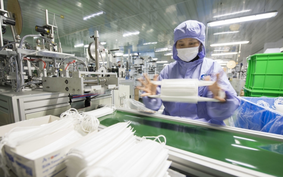 Napoli, il Comune apre una short list per ditte produttrici di mascherine