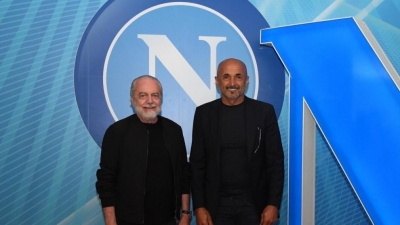 Spalletti: &quot;I miei giocatori sono fatti di una pasta diversa&quot;. De Laurentiis: &quot;Luciano resterà a Napoli&quot;