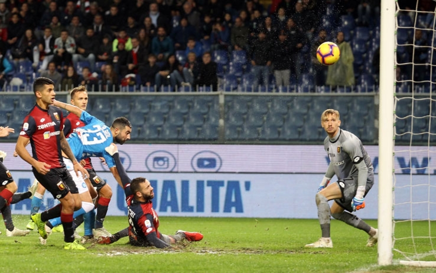 Genoa - Napoli, i precedenti: Ruiz e un'autorete di Biraschi per l' 1 - 2 del Napoli nello scorso campionato
