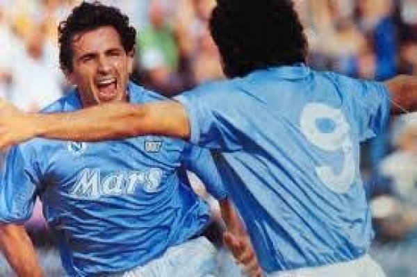 Il 5 novembre 1989 il primo ed unico gol in maglia giallorossa di Conte