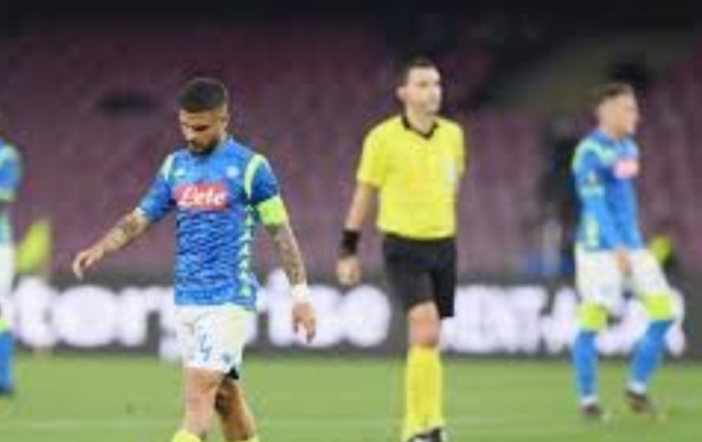 Visto che hai combinato?&quot;, spunta la frase di Insigne ad Ancelotti contro l&#039;Arsenal: è stato punito con la panchina