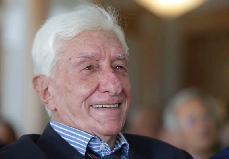 Carratelli: “Incredibile, oggi scopriamo l’Italia del calcio è in crisi! Lukaku, ci sputtaniamo da soli!”