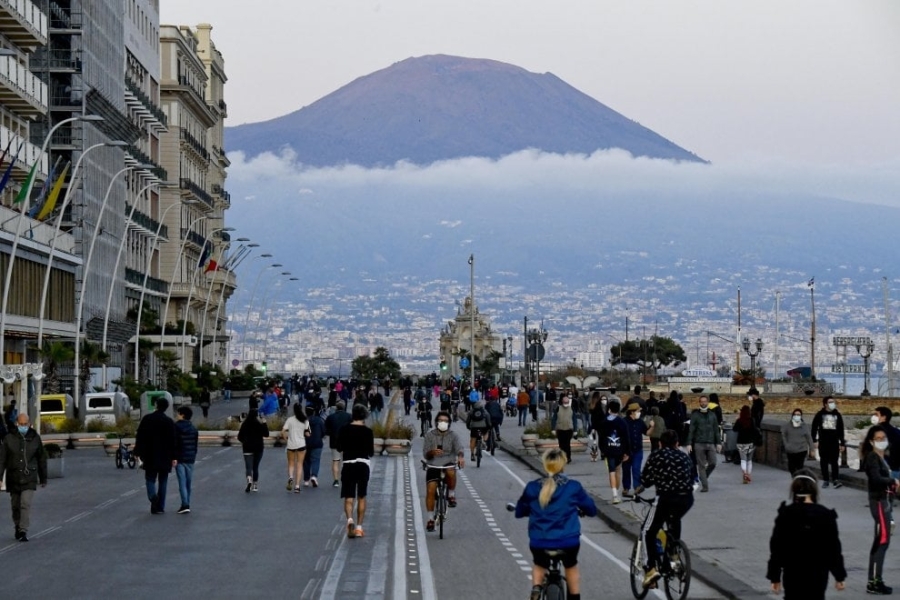 Ascierto: &quot;Brutte immagini dal lungomare!